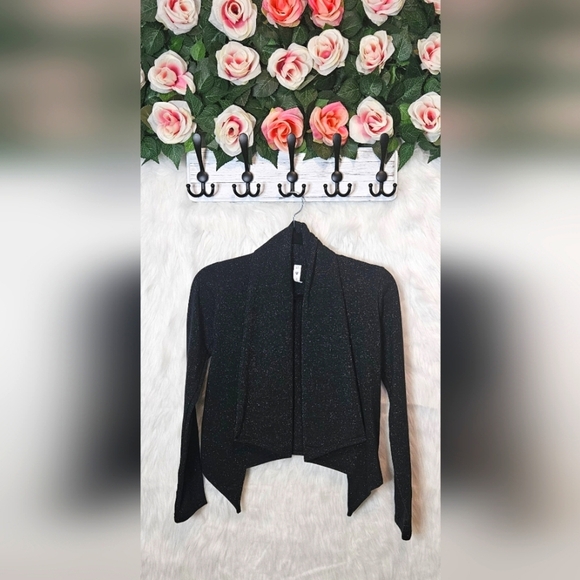 Spirit of Movement Girls Dance Wrap - Picture 1 of 6